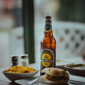Malayali Lager 50CL 4.8% Vol - Billede 2